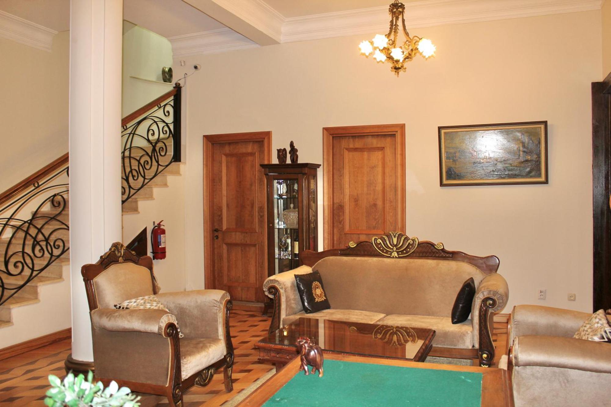 Luxor Gardens Hotel Batumi Exterior photo