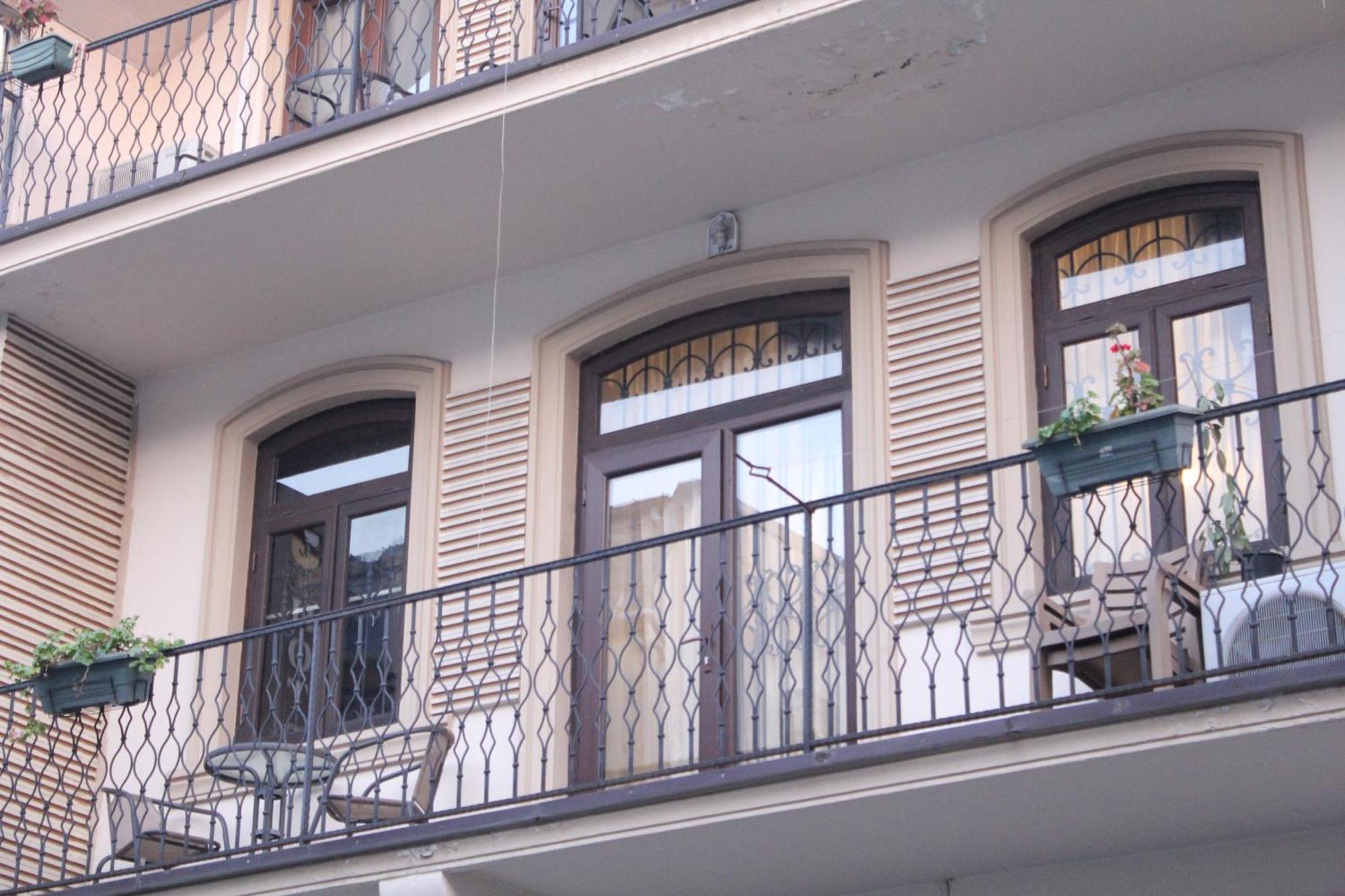 Luxor Gardens Hotel Batumi Exterior photo